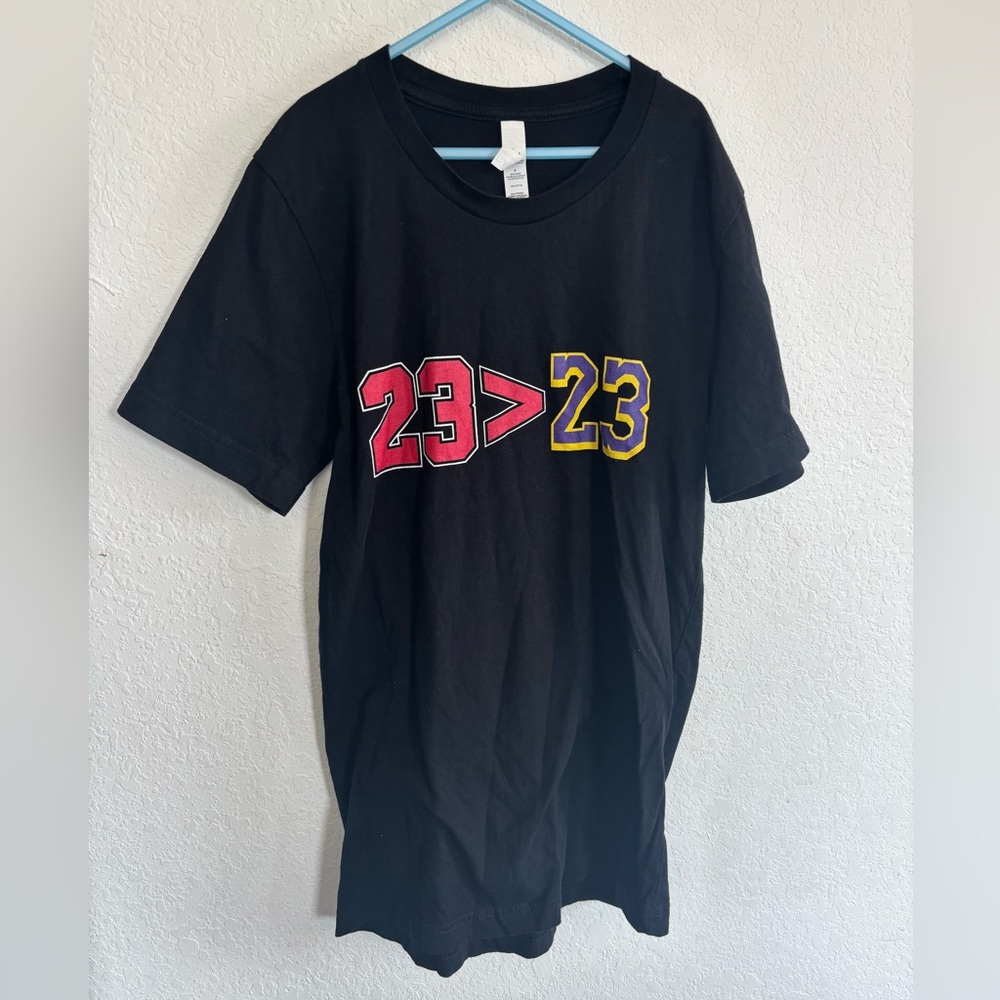 Barstool Sports Men’s Michael Jordan LeBron 23 T-Shirt Small